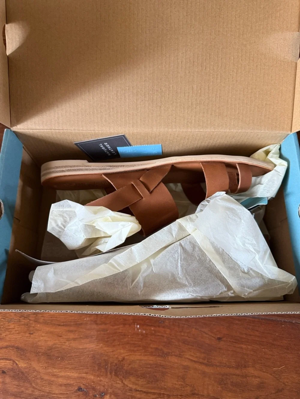 Toms Freya Tan Leather Slide Sandals NWT New Size 9 - Picture 2 of 7